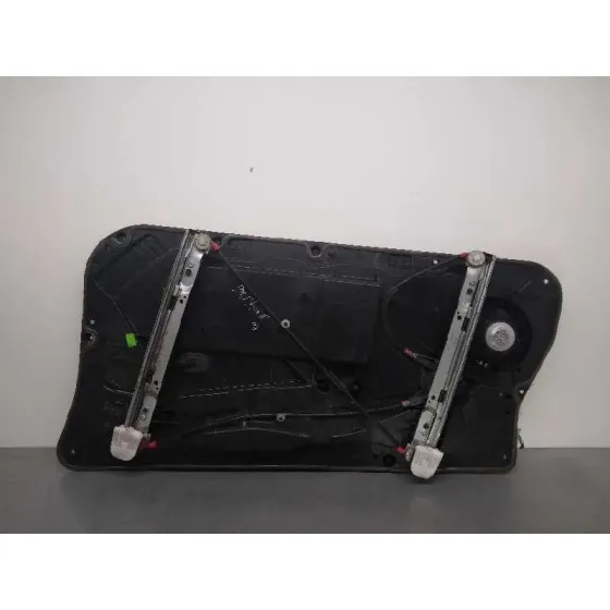Elevalunas Delantero Izquierdo para Ford Fiesta (Ccn)