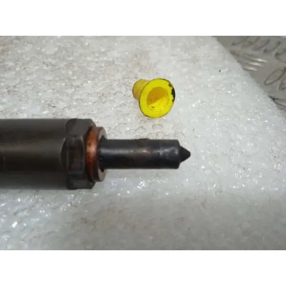 Inyector para Audi A6 Berlina (4B2)