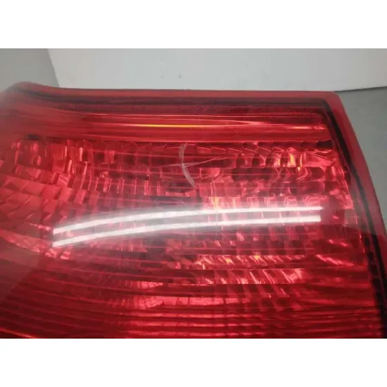 Piloto Trasero Derecho para Toyota Corolla (E12)