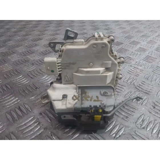 Cerradura Puerta Trasera Izquierda para Audi A6 Allroad Quattro (4Fh)