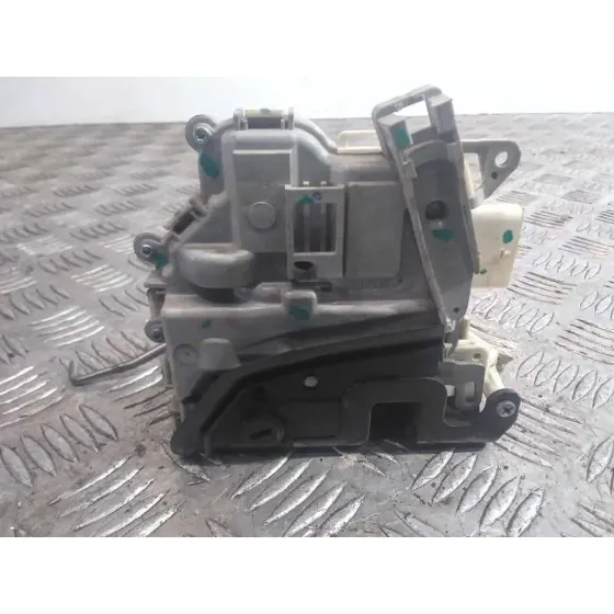 Cerradura Puerta Trasera Izquierda para Audi A6 Allroad Quattro (4Fh)