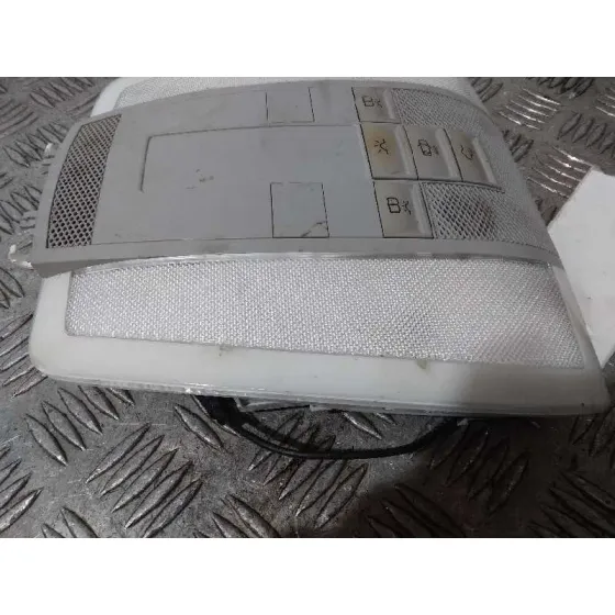 Luz Interior para Mercedes-Benz Clase C (W204) Familiar