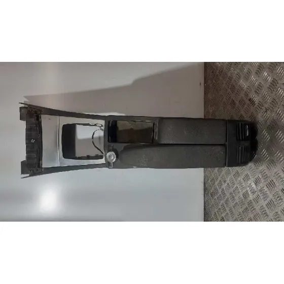 Apoyabrazos Central para Mercedes-Benz Clase C (W204) Familiar