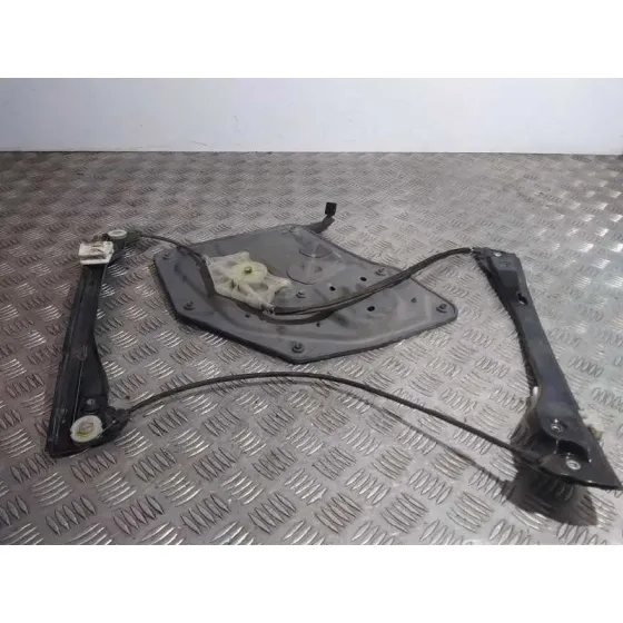Elevalunas Delantero Derecho para Skoda Superb Combi (3T5)