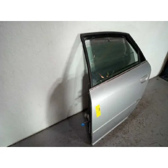 Puerta Trasera Izquierda para Audi A6 Berlina (4B2)