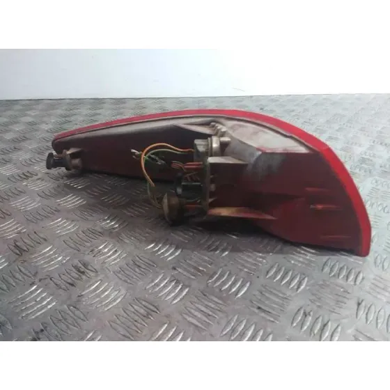 Piloto Trasero Derecho para Peugeot 607 (S1)