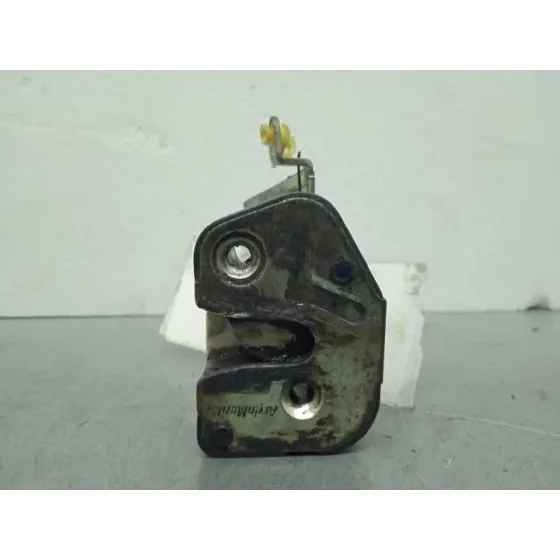 Cerradura Puerta Lateral Derecha para Nissan Interstar Mod. 04 (X70)