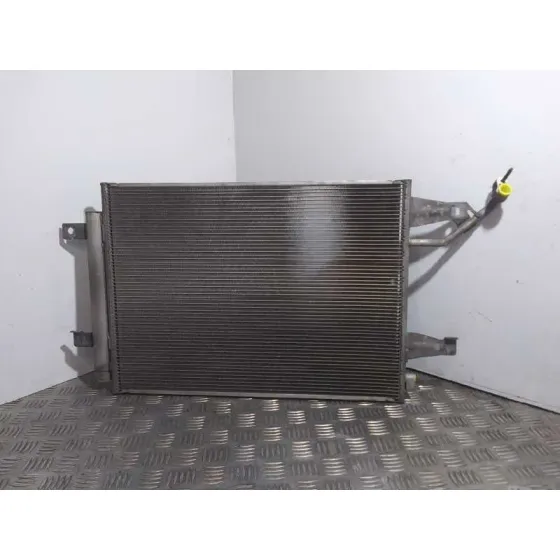 Condensador / Radiador Aire Acondicionado para Mitsubishi Colt Cabrio Czc