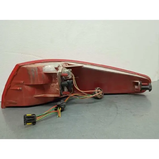 Piloto Trasero Izquierdo para Peugeot 607 (S1)