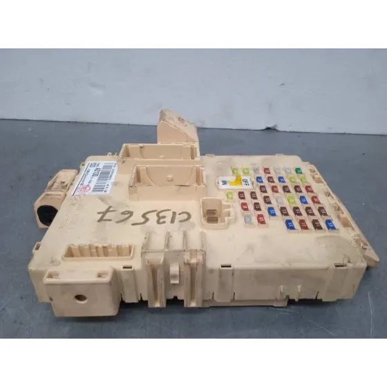 Caja Reles / Fusibles para Kia Cee'd
