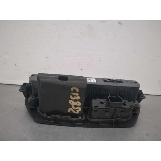 Mando Climatizador para Ford Kuga (Cbs)