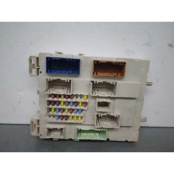 Caja Reles / Fusibles para Ford Kuga (Cbs)