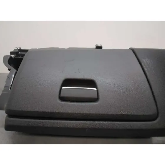 Guantera para Bmw Serie 1 Coupe (E82)