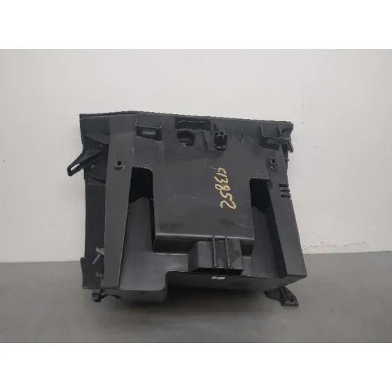 Guantera para Ford Kuga (Cbs)
