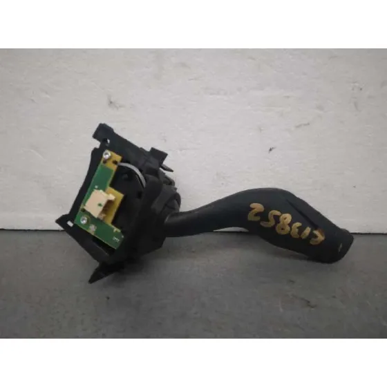 Mando Intermitentes para Ford Kuga (Cbs)