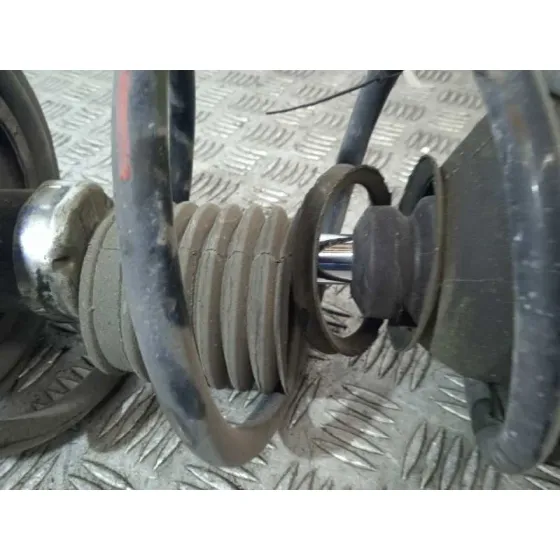 Amortiguador Delantero Izquierdo para Toyota Prius (Nhw20)