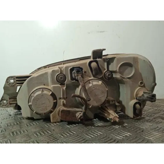 Faro Derecho para Kia Carnival Ii