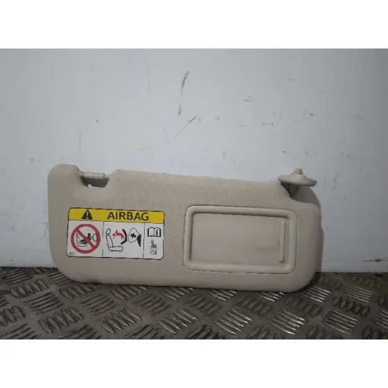 Parasol Derecho para Toyota Corolla (E18)