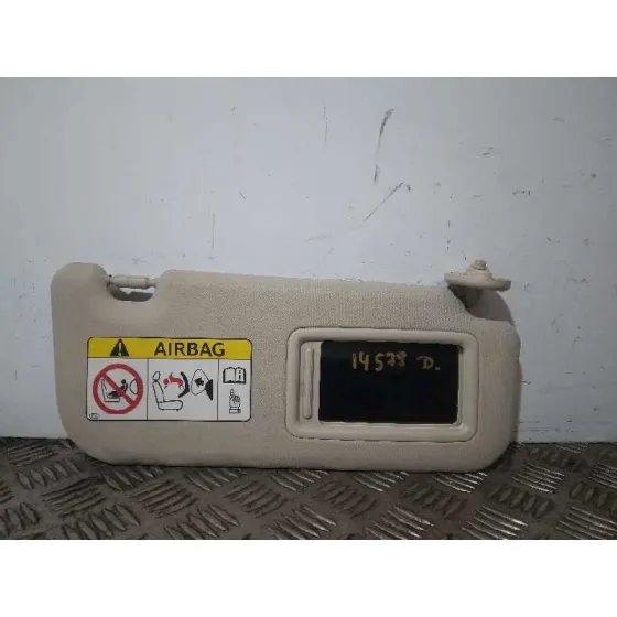 Parasol Derecho para Toyota Corolla (E18)