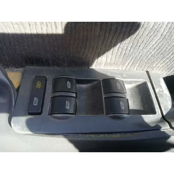 Mando Elevalunas Delantero Izquierdo para Audi A6 Berlina (4B2)