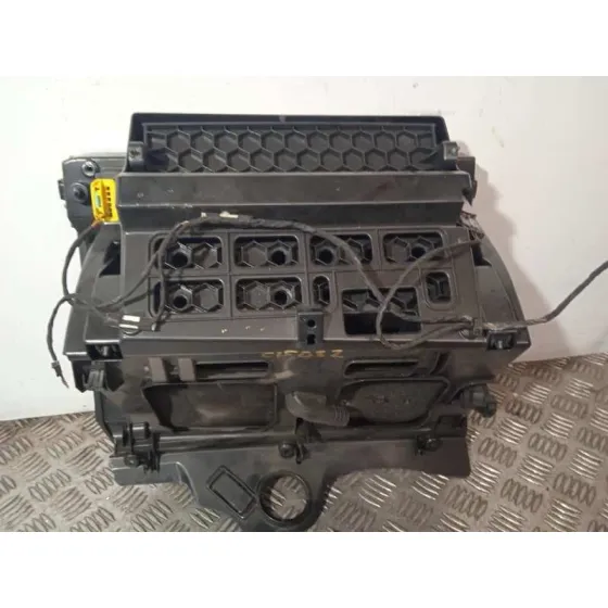 Guantera para Volkswagen Passat Berlina (3C2)
