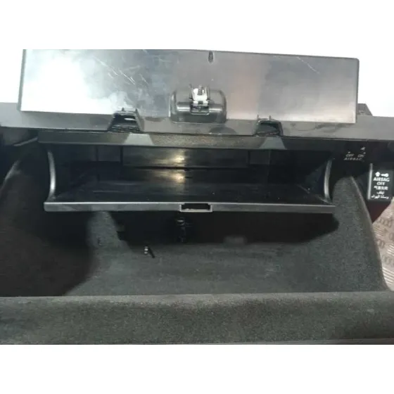 Guantera para Volkswagen Passat Berlina (3C2)