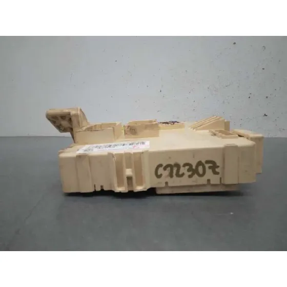 Caja Reles / Fusibles para Kia Cee'd