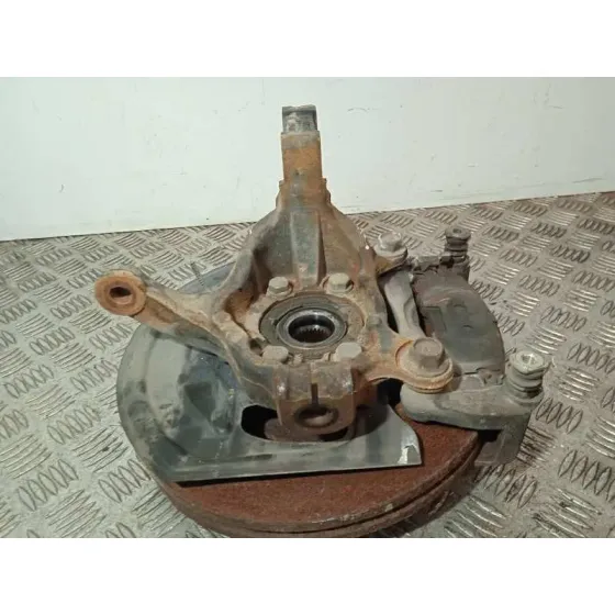 Mangueta Delantera Izquierda para Nissan Pulsar (C13)