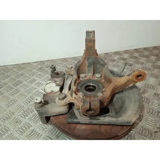 Mangueta Delantera Derecha para Nissan Pulsar (C13)
