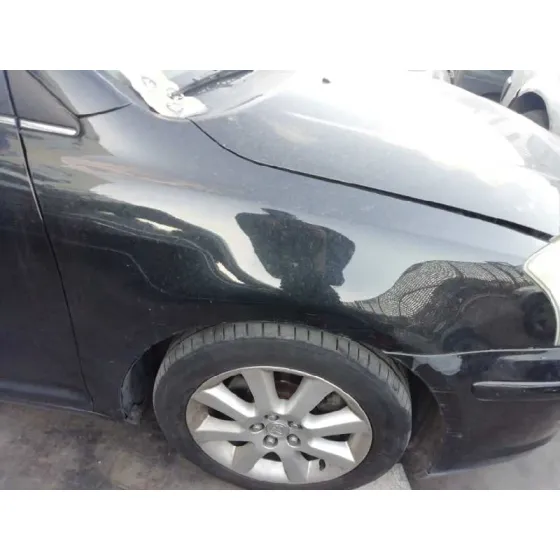 Aleta Delantera Derecha para Toyota Avensis Wagon (T25)
