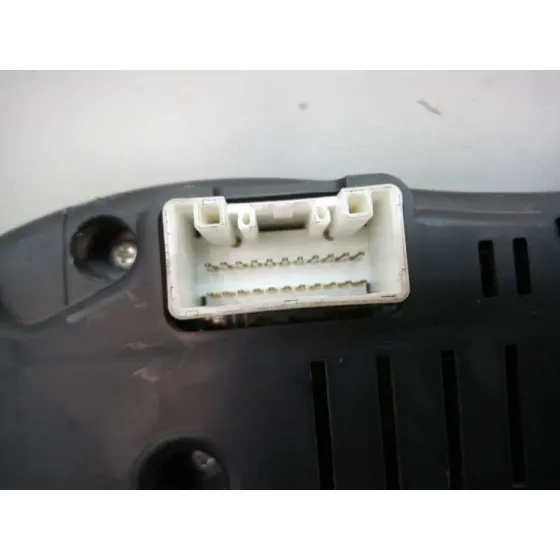 Cuadro Instrumentos para Toyota Avensis Wagon (T25)