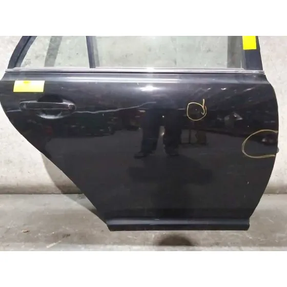 Puerta Trasera Derecha para Toyota Avensis Wagon (T25)