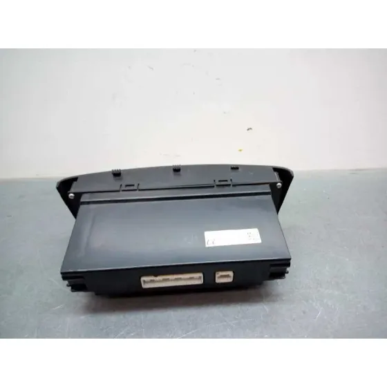 Mando Climatizador para Toyota Avensis Wagon (T25)