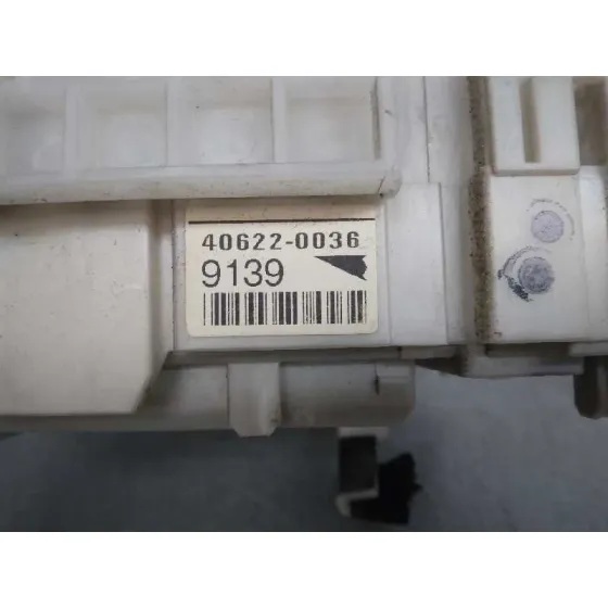 Caja Reles / Fusibles para Toyota Prius (Nhw20)