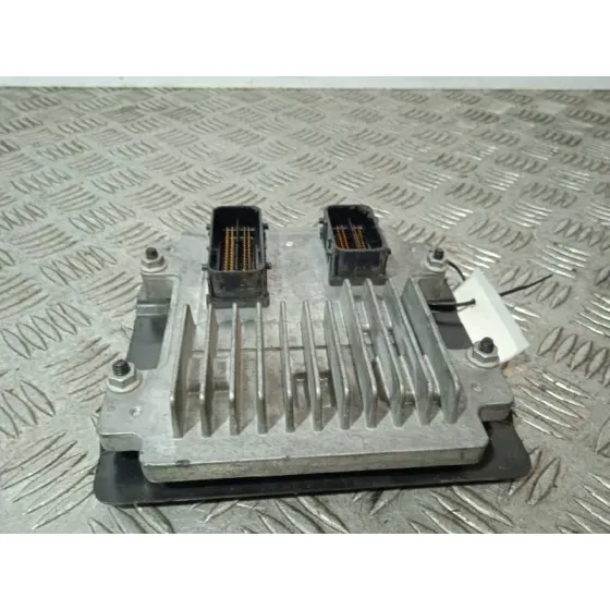 Centralita Motor Uce para Opel Insignia Berlina