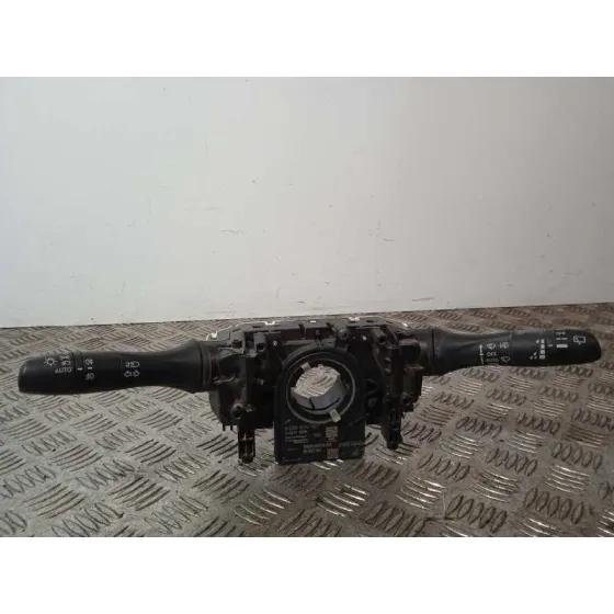 Mando Multifuncion para Nissan Pulsar (C13)