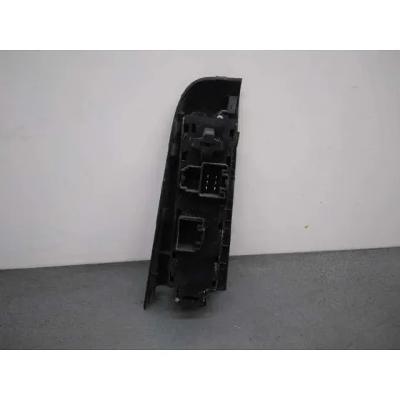 Mando Elevalunas Delantero Izquierdo para Ford Transit Courier