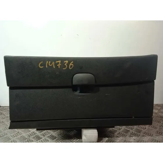 Guantera para Nissan Qashqai (J10)