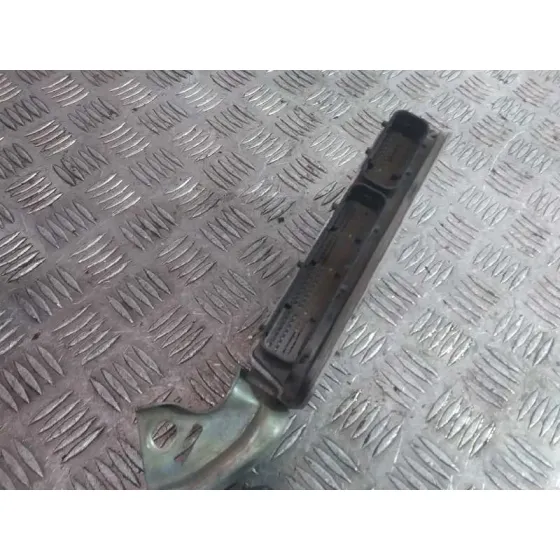 Centralita Motor Uce para Toyota Auris