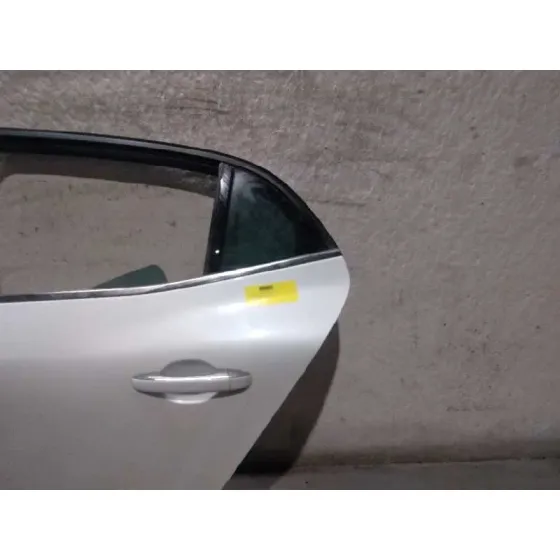Puerta Trasera Izquierda para Renault Megane Iv Berlina 5P