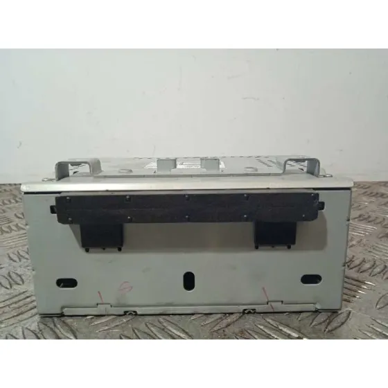 Sistema Audio / Radio Cd para Ford Fiesta (Ccn)