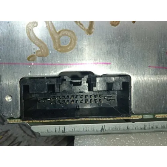 Sistema Audio / Radio Cd para Ford Fiesta (Ccn)