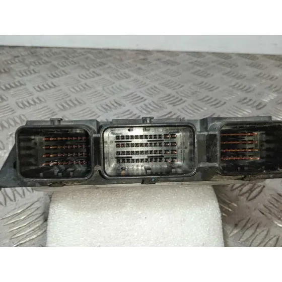 Centralita Motor Uce para Peugeot 3008
