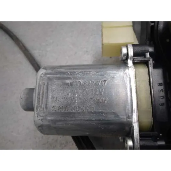 Elevalunas Delantero Izquierdo para Skoda Octavia Combi (5E5)