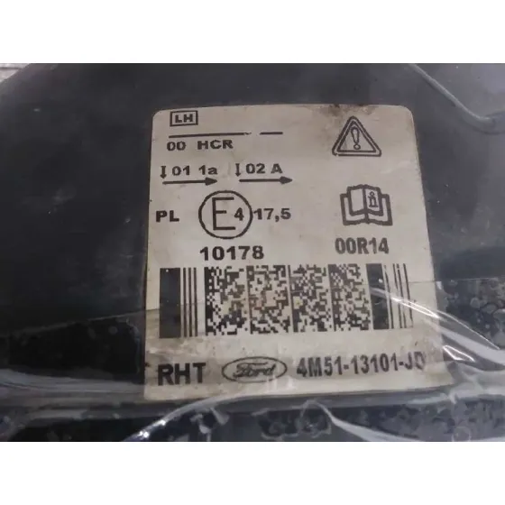 Faro Izquierdo para Ford Focus Berlina (Cap)