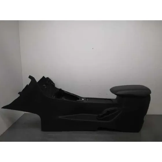Apoyabrazos Central para Ford Focus Lim.
