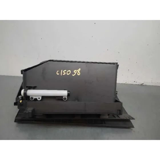 Guantera para Ford Focus Lim.