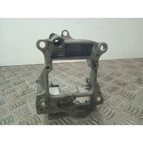 Soporte Bomba Inyeccion para Jaguar Xf