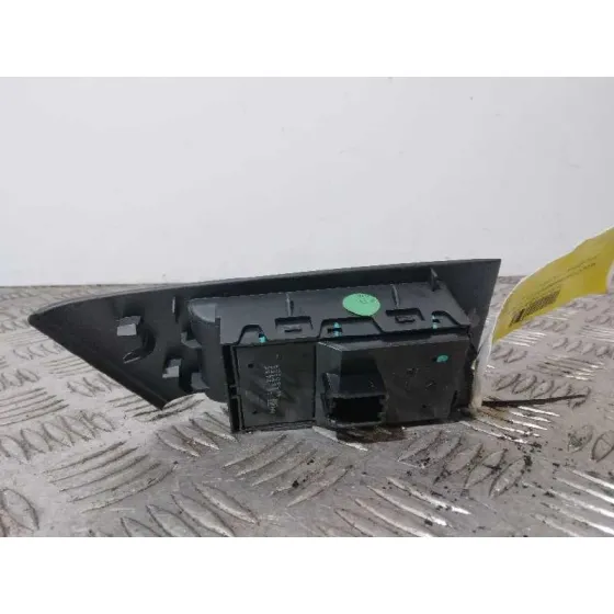 Mando Elevalunas Delantero Izquierdo para Opel Astra J Gtc