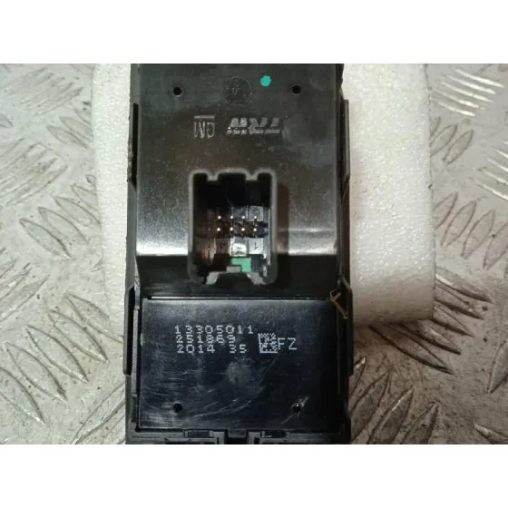 Mando Elevalunas Delantero Izquierdo para Opel Zafira Tourer